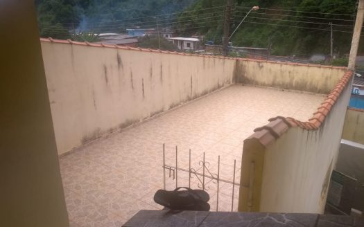 Casa 20X70 (Mini chácara ) Casa com 2 Quartos, Sala, Cozinha, Espaço, Garagem para 2 carros