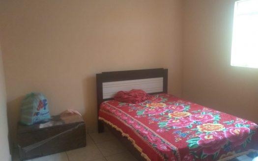 Casa 20X70 (Mini chácara ) Casa com 2 Quartos, Sala, Cozinha, Espaço, Garagem para 2 carros