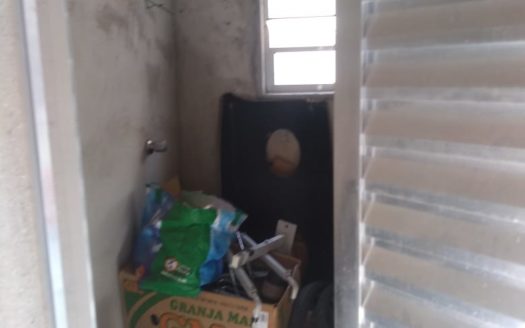 Sobrado com 3 Quartos, Sala, Cozinha, 1 Suite, Garagem para 2 Carros
