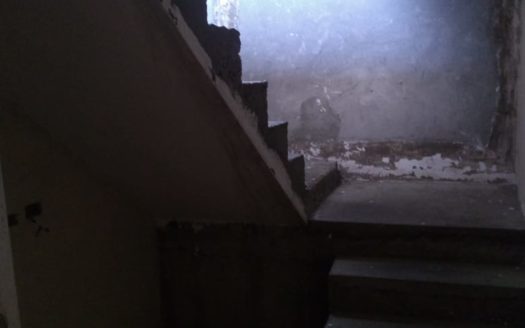 Sobrado com 3 Quartos, Sala, Cozinha, 1 Suite, Garagem para 2 Carros