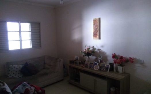 Sobrado com 3 Quartos, Sala, Cozinha, 1 Suite, Garagem para 2 Carros