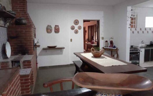 CHÁCARA EM ATÍBAIA COM LINDA VISTA 4000M².