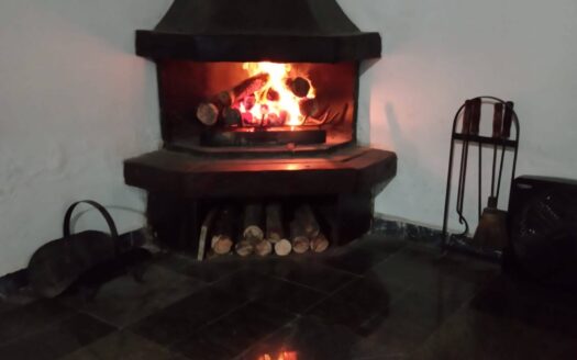 Chácara em Mairiporã com campo de futebol piscina e salão de jogos