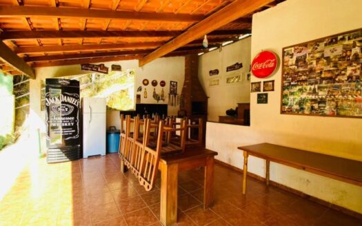 Chácara em Mairiporã com campo de futebol piscina e salão de jogos