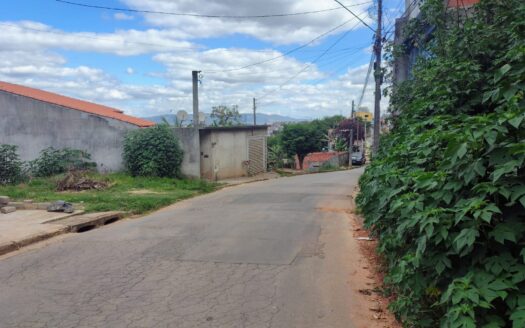 Casa no Arpoador terreno com 300 m² ótimo valor