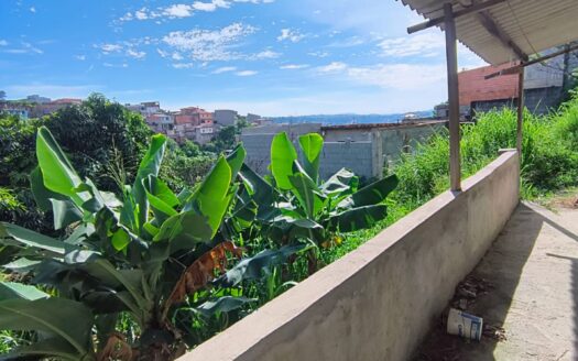 Casa no bairro Santo Antônio com 7 cômodos