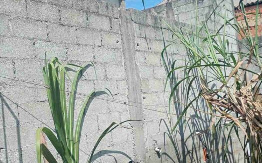 Casa à venda – Bairro Arpoador com garagem para 2 carros