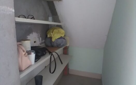 Casa no bairro Santo Antônio com imóvel alugado gerando renda