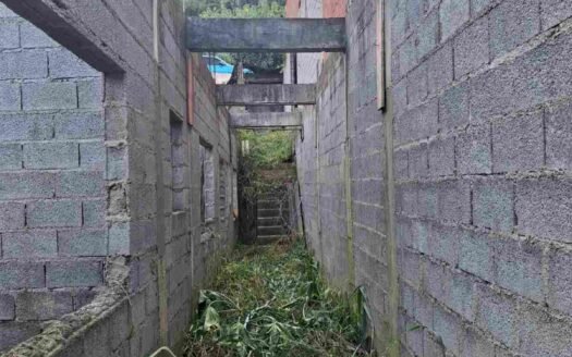 Terreno no bairro Recanto Feliz em Francisco Morato
