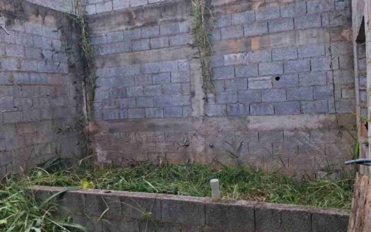 Terreno no bairro Recanto Feliz em Francisco Morato