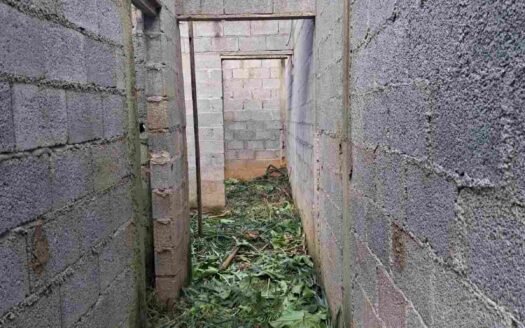 Terreno no bairro Recanto Feliz em Francisco Morato