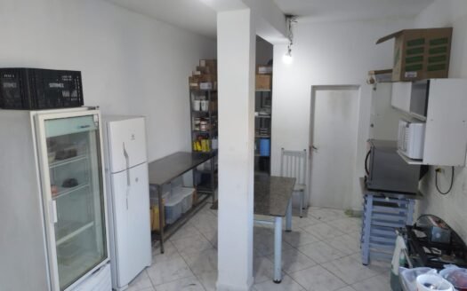 Casa com entrada e parcelas na Água Vermelha em Francisco Morato