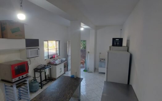 Casa com entrada e parcelas na Água Vermelha em Francisco Morato