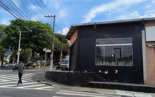 SALÃO / ESPAÇO COMERCIAL PARA LOCAÇÃO – CENTRO DE FRANCISCO MORATO