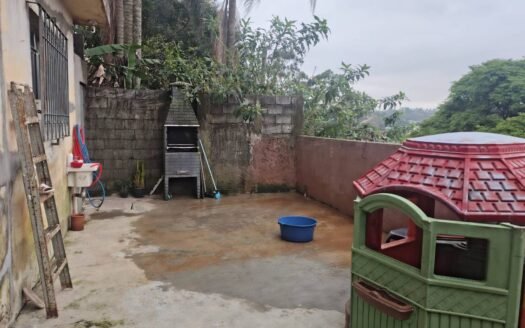 Duas casas à venda no bairro Santa Catarina em Francisco Morato
