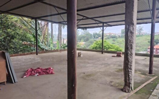 Duas casas à venda no bairro Santa Catarina em Francisco Morato
