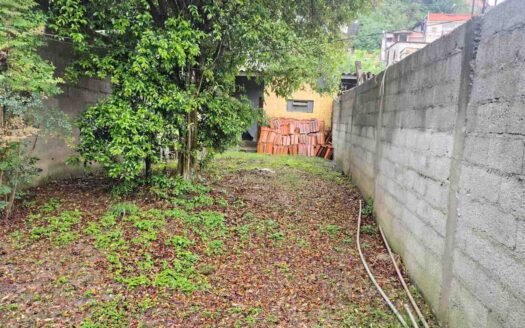 Duas casas à venda no bairro Santa Catarina em Francisco Morato