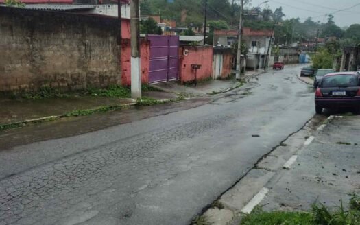 Duas casas à venda no bairro Santa Catarina em Francisco Morato