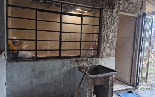 Duas casas à venda no bairro Santa Catarina em Francisco Morato