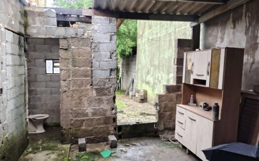 Duas casas à venda no bairro Santa Catarina em Francisco Morato