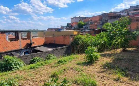 Terreno à venda no bairro Vassouras em Francisco Morato