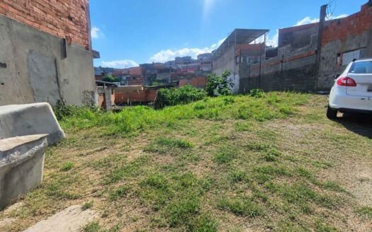 Terreno à venda no bairro Vassouras em Francisco Morato