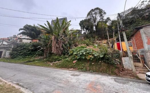 Terreno na Vila Rossi em Francisco Morato